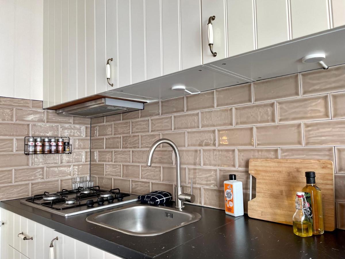 Bed and Breakfast Toast By Night Haarlem Exterior foto